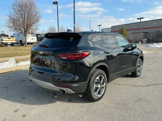 Used 2025 Chevrolet Blazer LT image 6