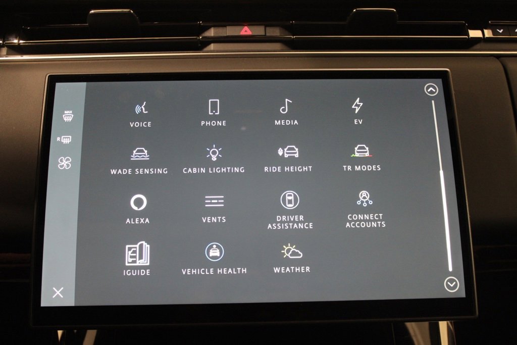 Used 2025 Land Rover Range Rover Sport Dynamic SE image 28