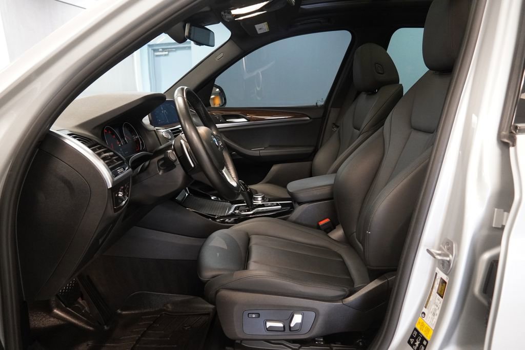 Used 2021 BMW X3 xDrive30i AWD/4WD image 6