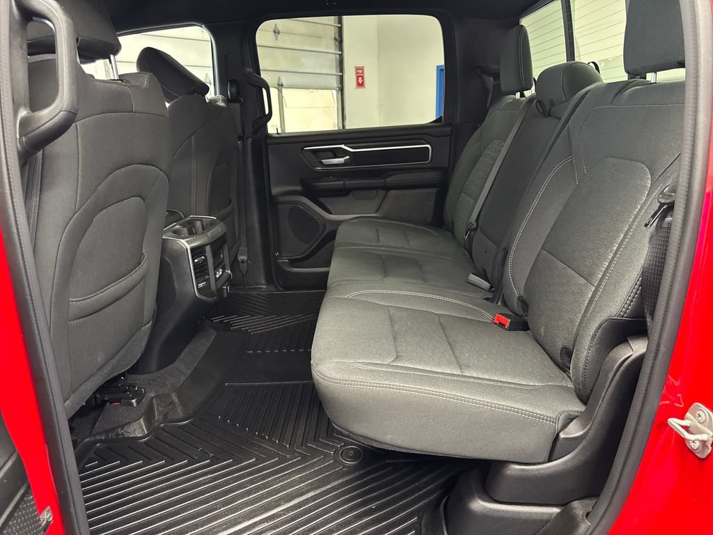 Used 2025 RAM 1500 Big Horn AWD/4WD image 32