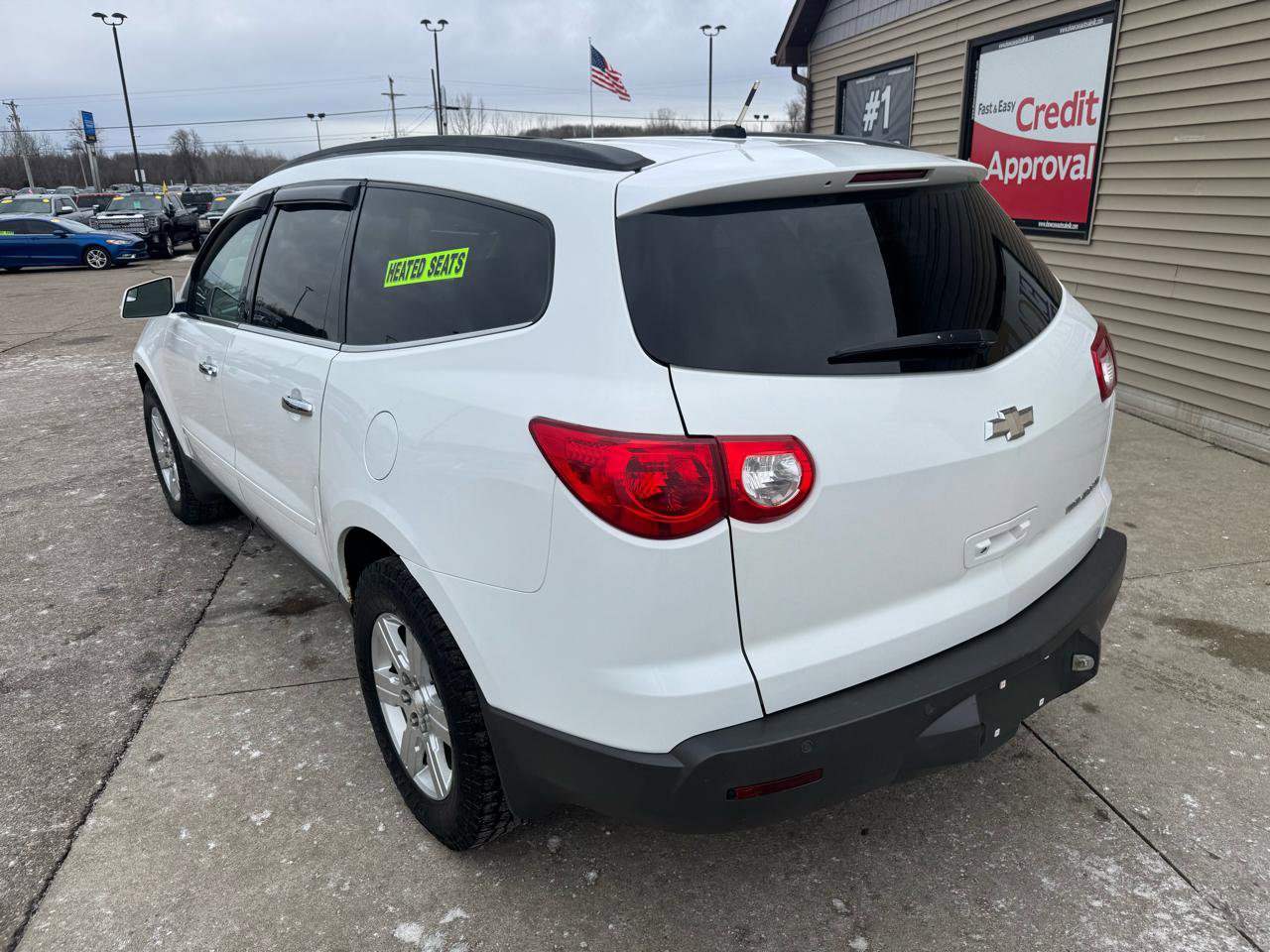 Used 2010 Chevrolet Traverse LT w/ Personal Connectivity Package FWD image 7