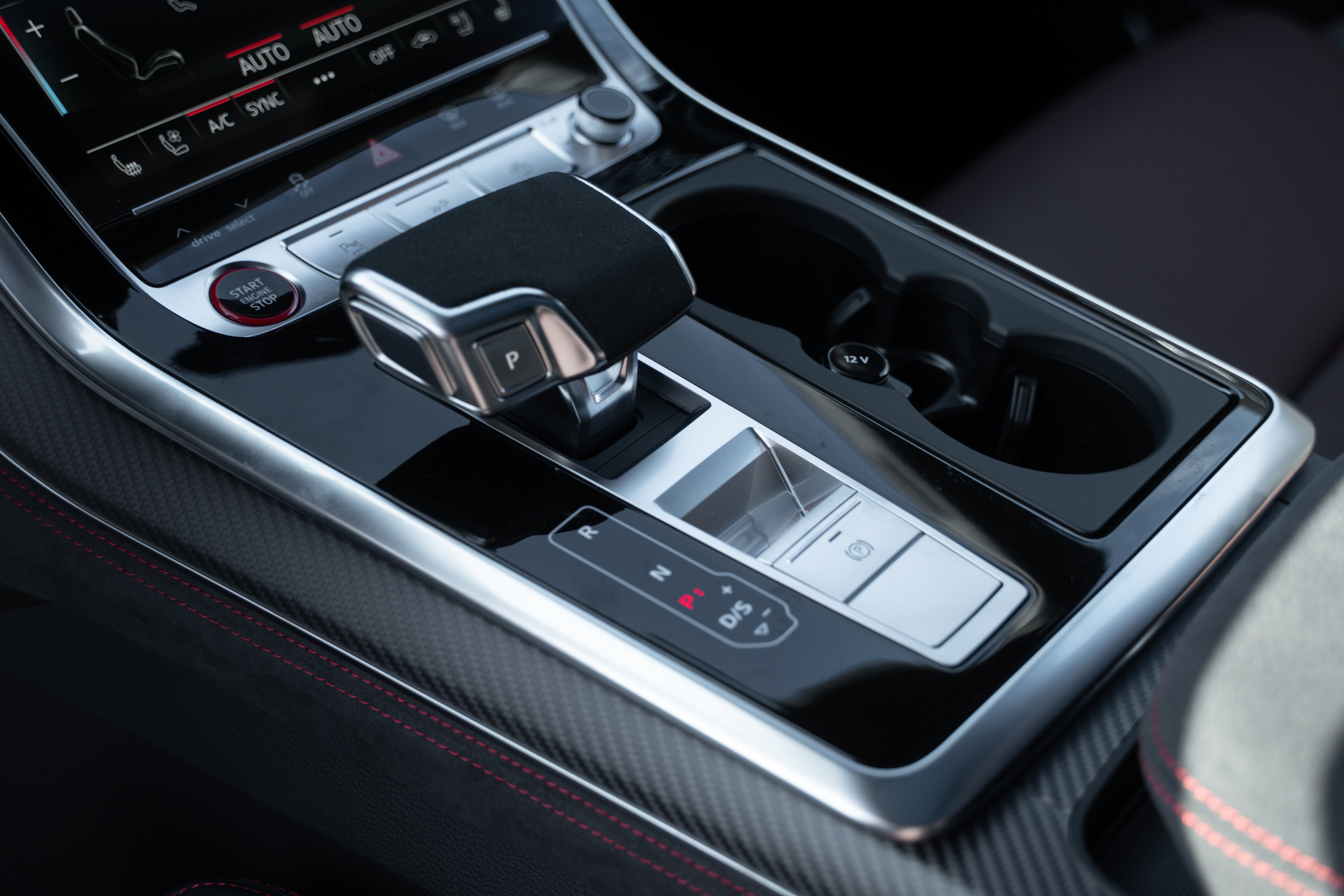 New 2026 Audi RS Q8 performance image 12