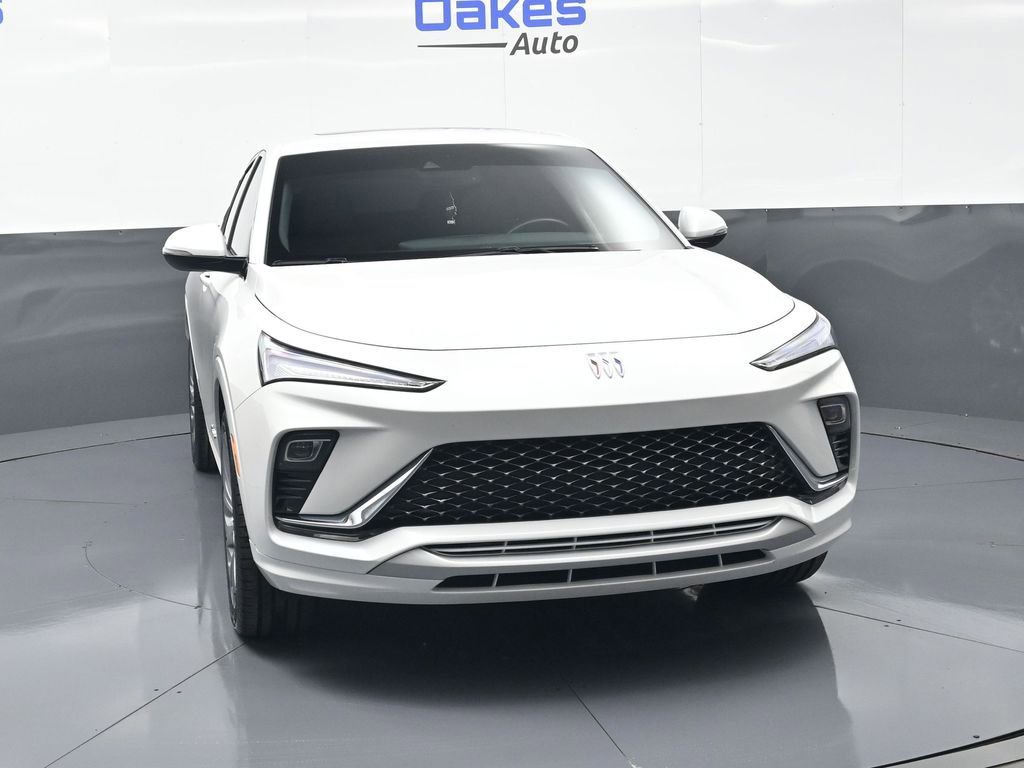 Used 2024 Buick Envista Avenir image 3