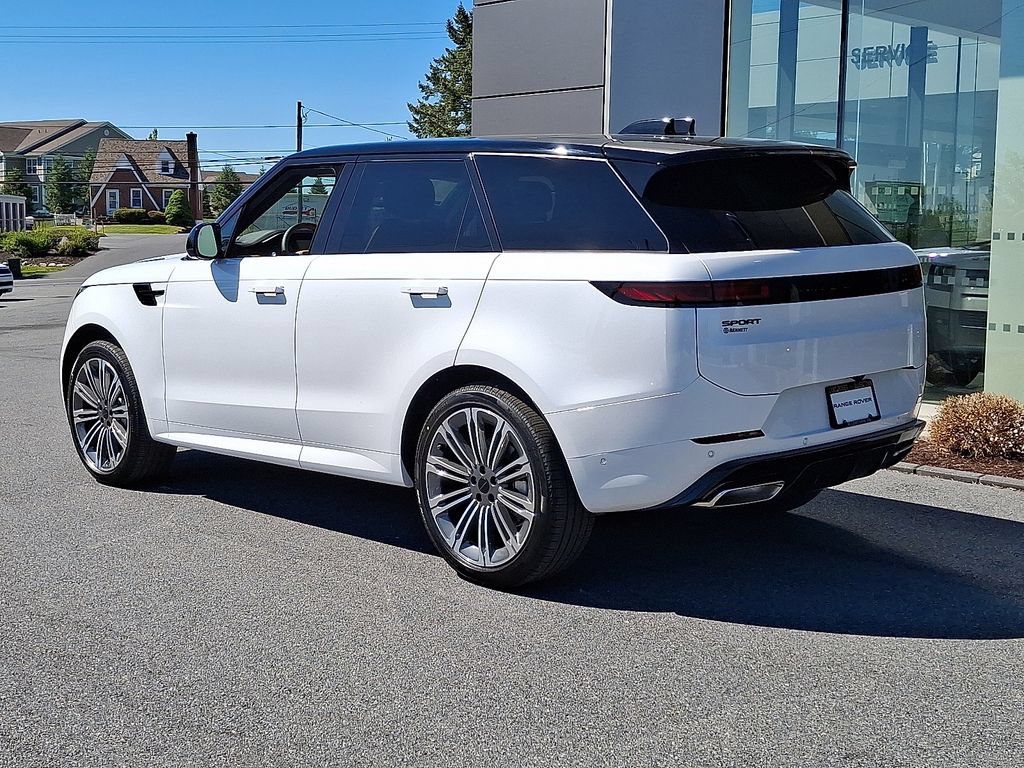New 2026 Land Rover Range Rover Sport Dynamic SE AWD/4WD image 4