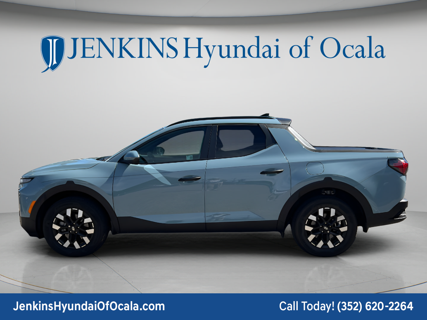Certified 2025 Hyundai Santa Cruz SEL FWD image 6