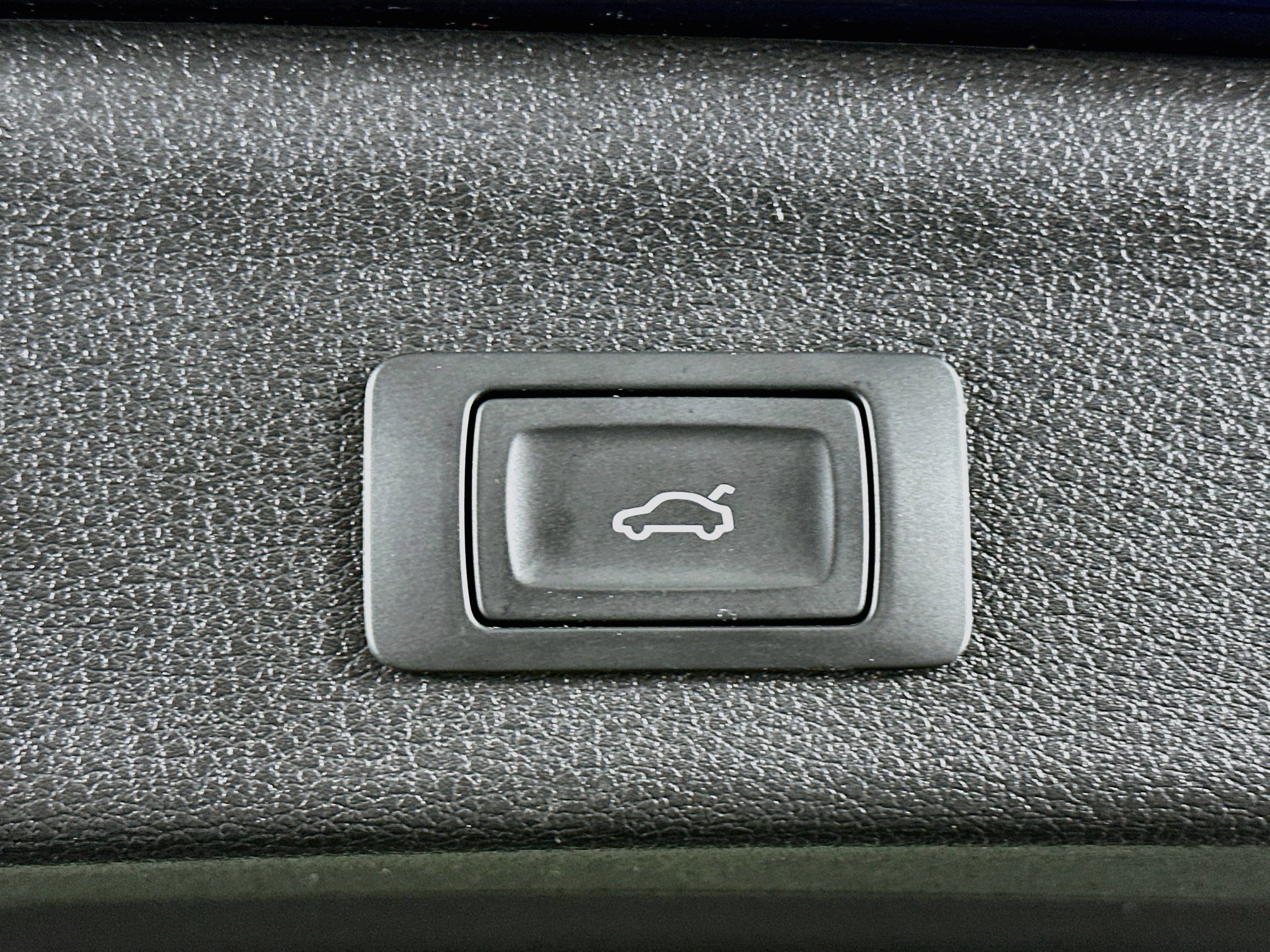 Used 2025 Audi Q3 2.0T Premium AWD/4WD image 30