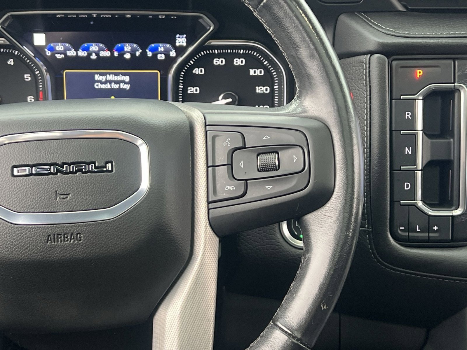 Used 2021 GMC Yukon Denali image 33