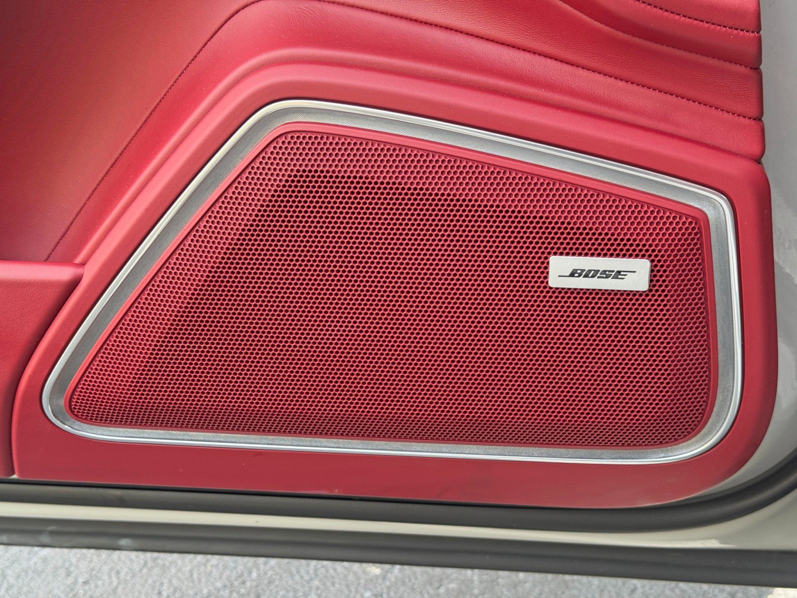 Used 2021 Porsche Panamera image 18