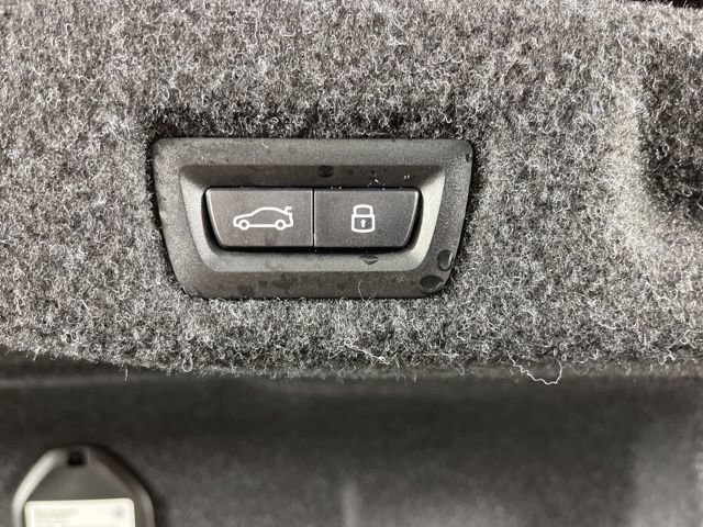 Used 2024 BMW 530i w/ Premium Package image 50