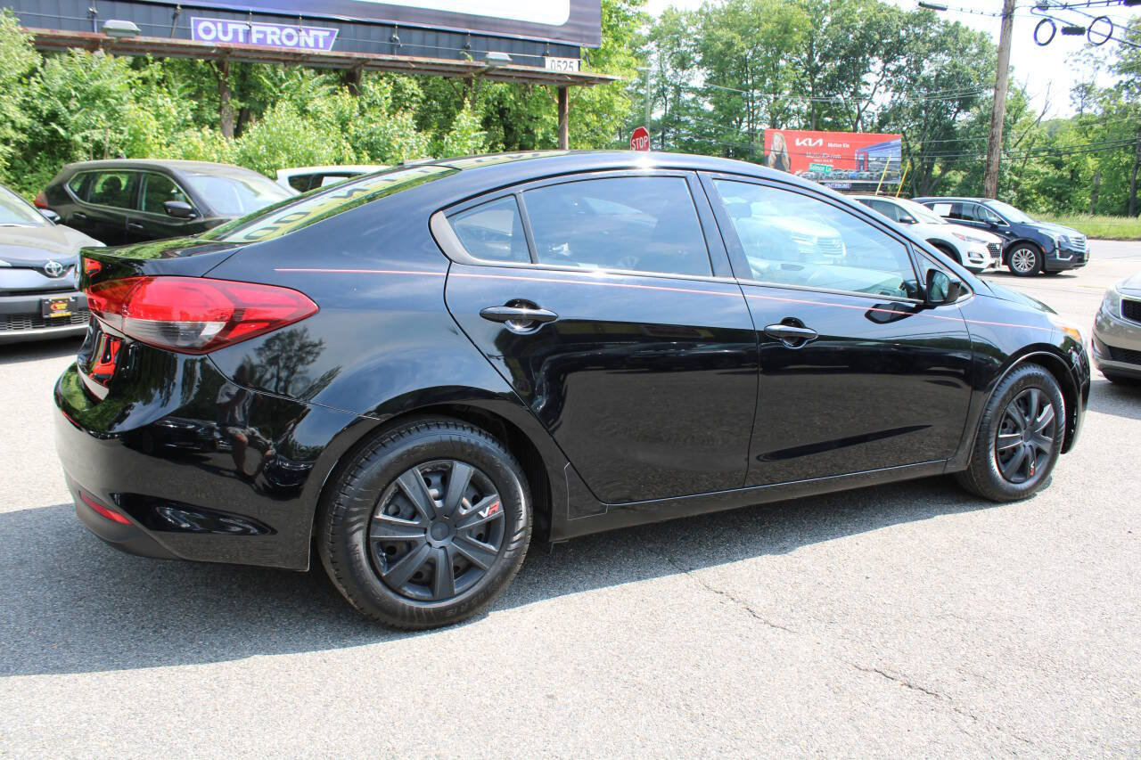 Used 2017 Kia Forte LX FWD image 7