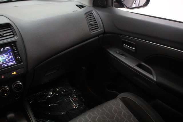 Used 2021 Mitsubishi Outlander Sport ES image 26