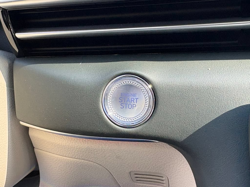 New 2027 Genesis GV80 3.5T e-SC AWD/4WD image 17