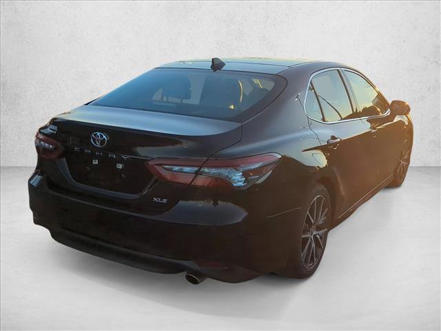 Used 2022 Toyota Camry XLE image 6