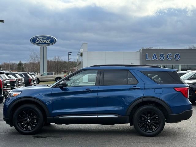 Used 2022 Ford Explorer XLT w/ Equipment Group 202A image 44