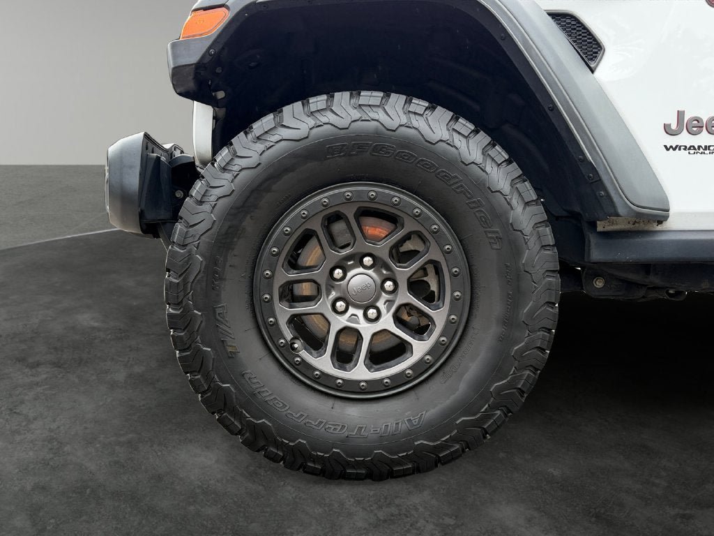 Used 2021 Jeep Wrangler Unlimited Rubicon w/ Xtreme Recon 35" Tire Package AWD/4WD image 5