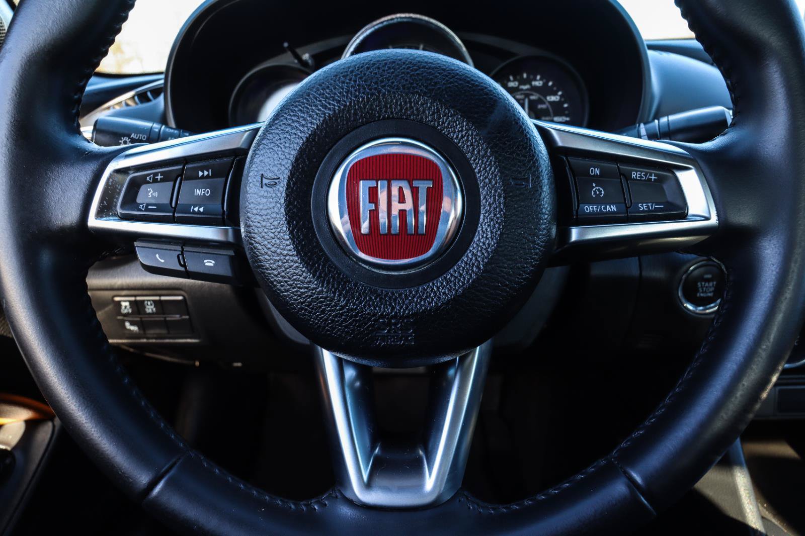 Used 2017 FIAT 124 Spider Lusso RWD image 14