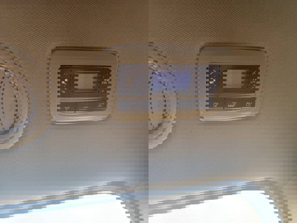 Used 2017 Toyota Sienna Limited Premium image 20