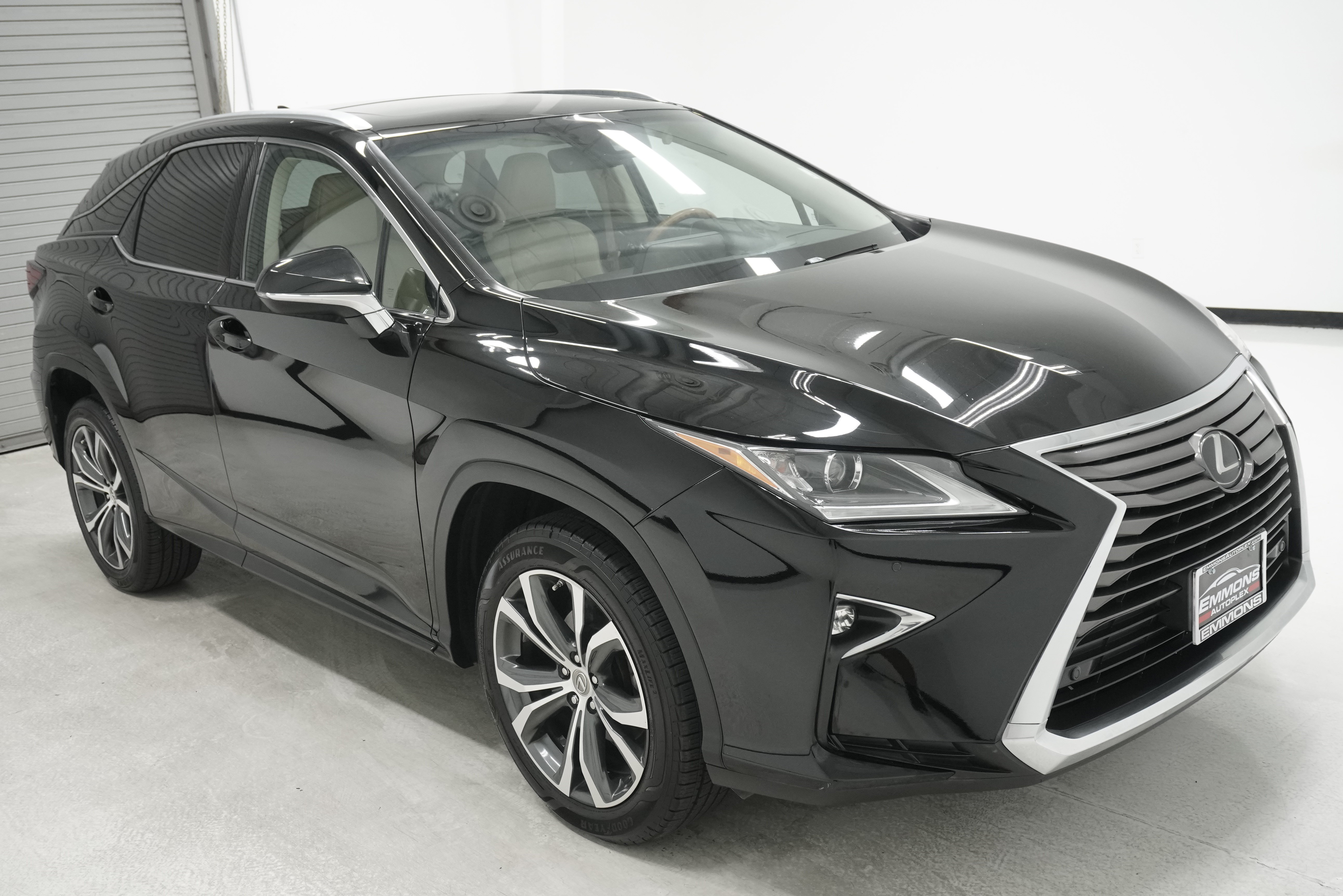 Used 2017 Lexus RX 350 FWD w/ Premium Package image 3