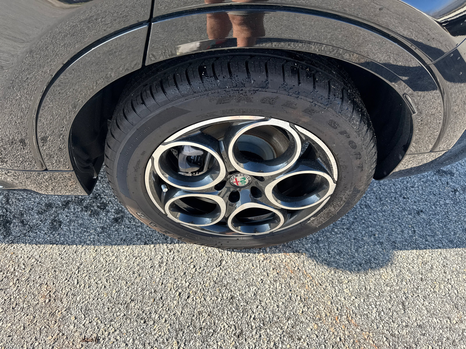 Used 2024 Alfa Romeo Tonale Ti w/ Premium Interior Package image 19