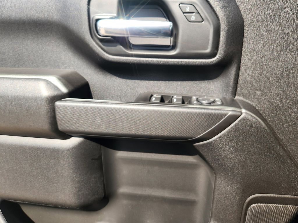 New 2026 Chevrolet Silverado 2500 Custom w/ Custom Value Package AWD/4WD image 23