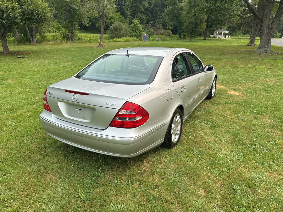 Used 2004 Mercedes-Benz E 320 4MATIC Sedan image 13
