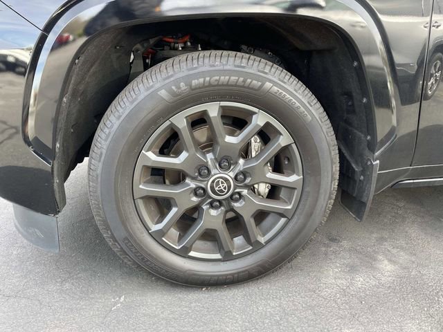 Used 2024 Toyota Sequoia Platinum image 7