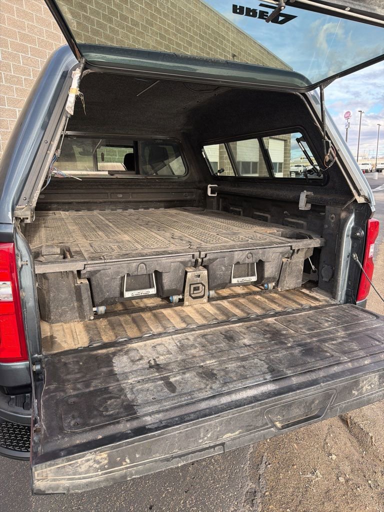 Used 2020 Chevrolet Silverado 3500 High Country image 9