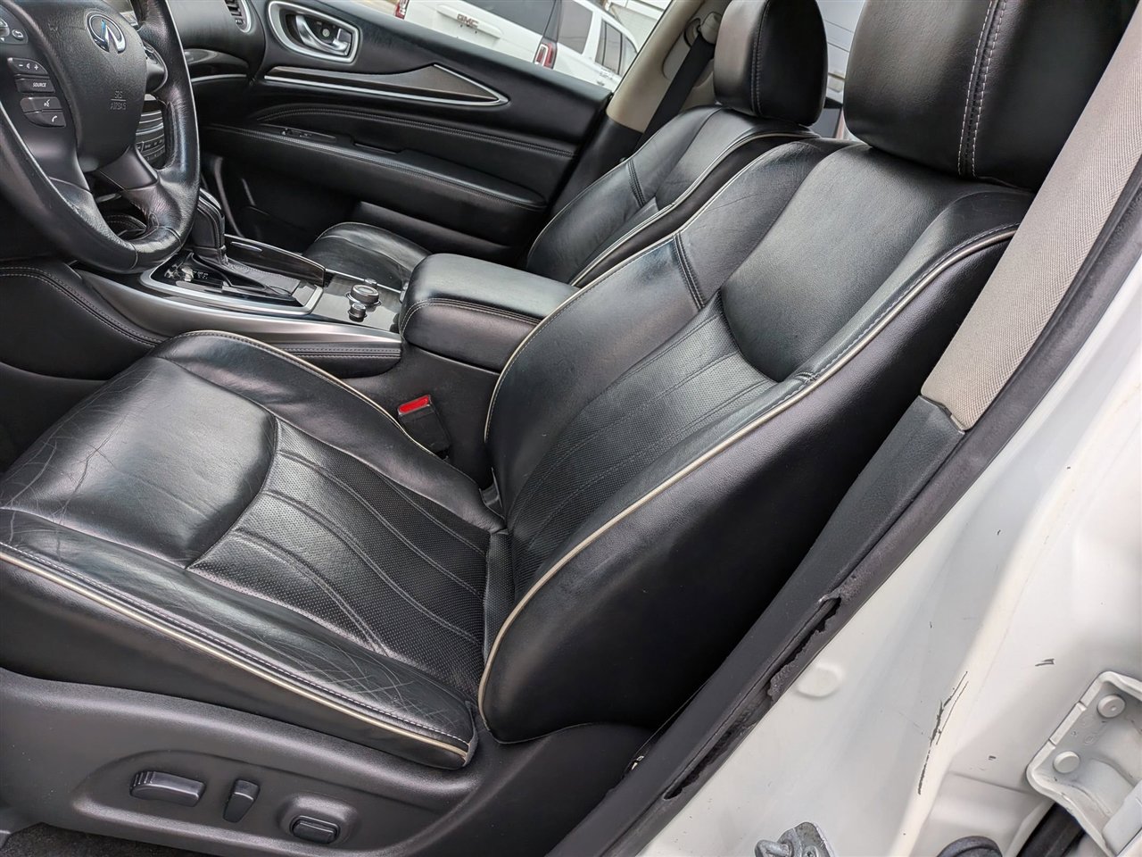 Used 2016 INFINITI QX60 AWD w/ Premium Plus Package image 14