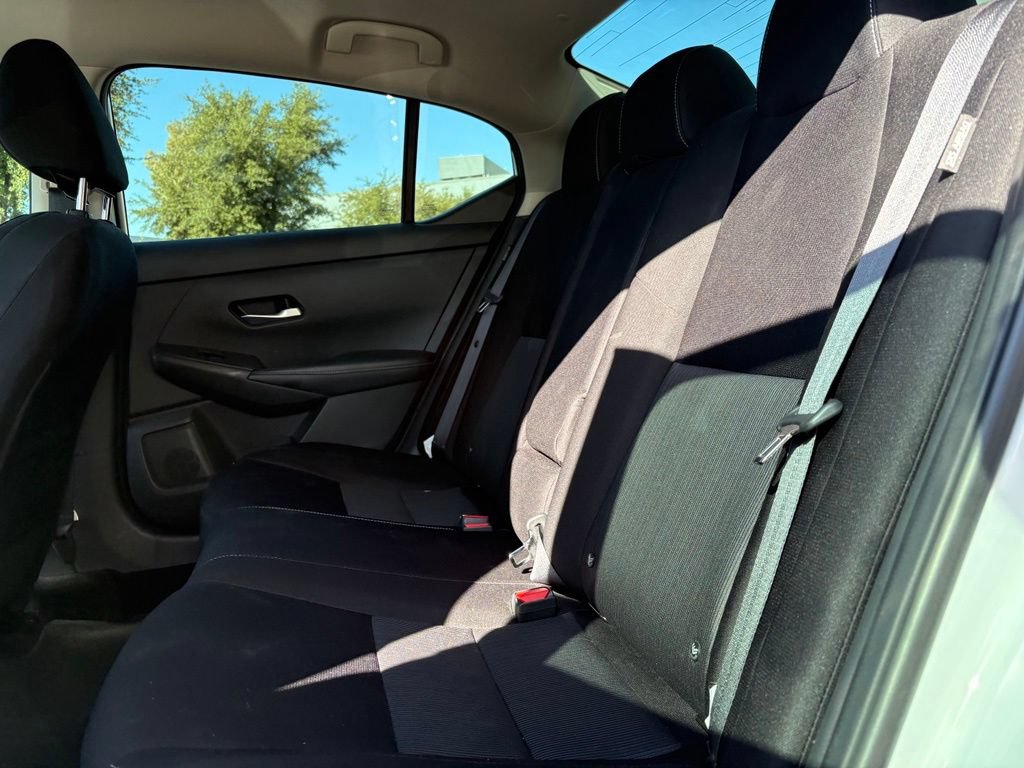 Used 2021 Nissan Sentra SV FWD image 11