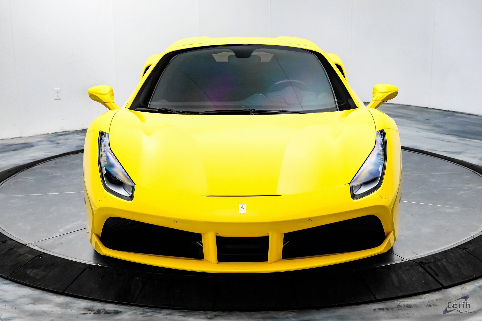 Used 2017 Ferrari 488 Spider image 40