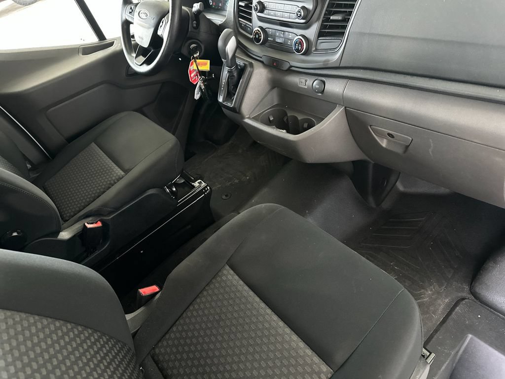 Certified 2025 Ford Transit 250 Low Roof w/ Exterior Upgrade Package RWD image 13