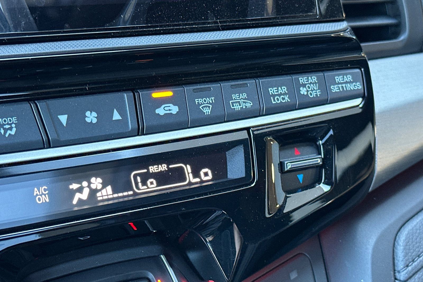 Used 2026 Honda Odyssey Sport-L image 32