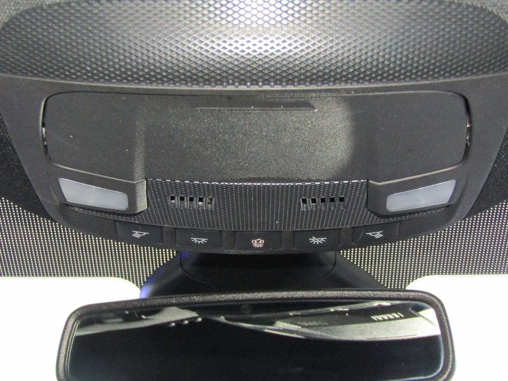 Used 2022 Ford Edge ST-Line image 34