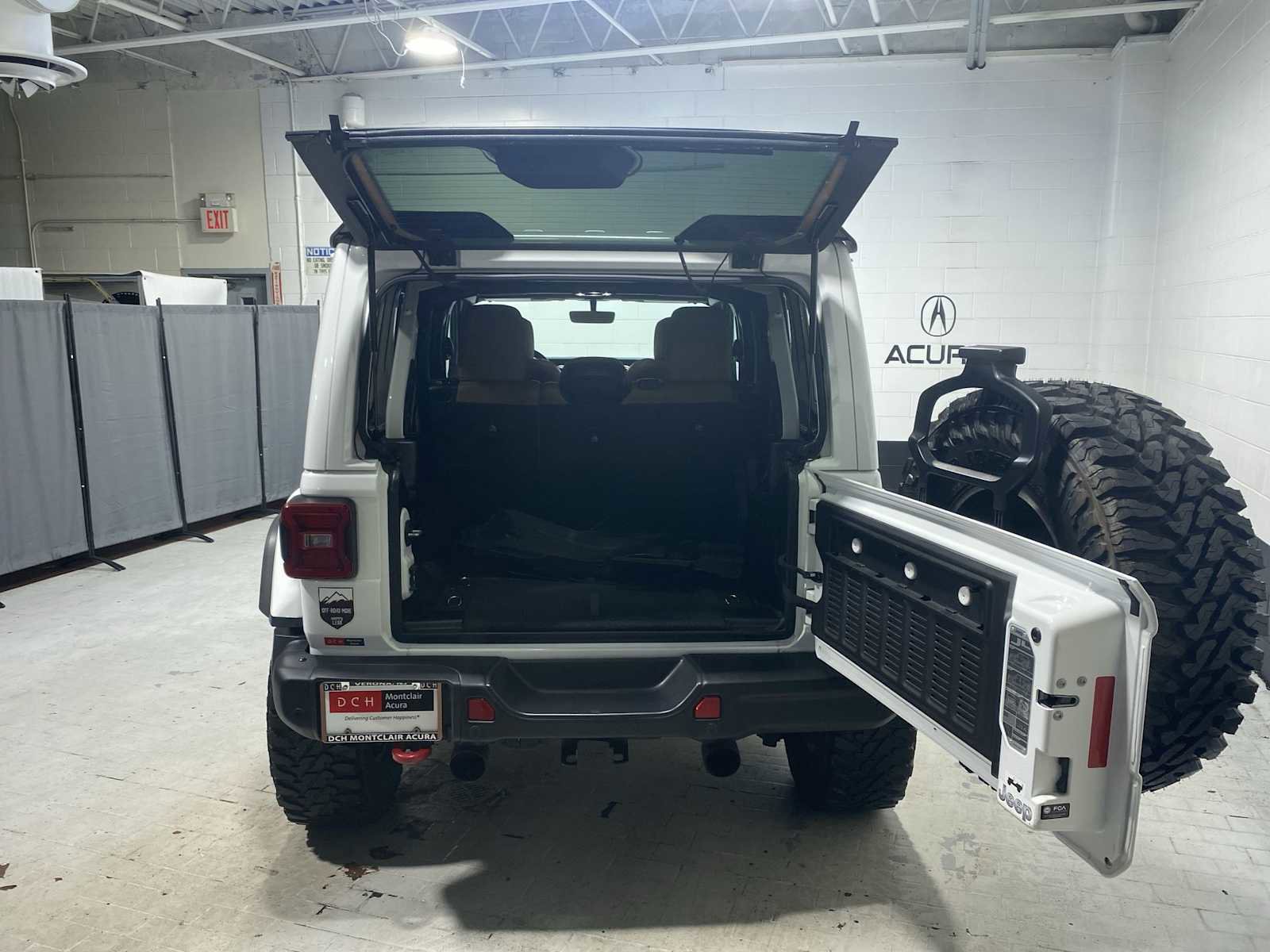 Used 2021 Jeep Wrangler Unlimited Rubicon image 19