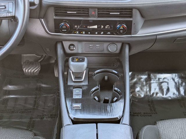 Certified 2024 Nissan Rogue SV image 21