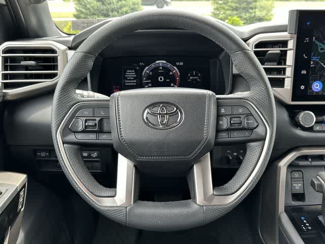 Used 2025 Toyota Tundra Limited AWD/4WD image 7