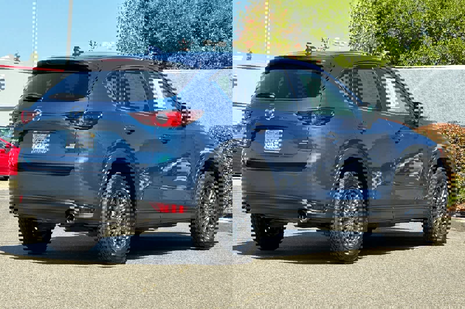 Used 2019 MAZDA CX-5 Touring image 2