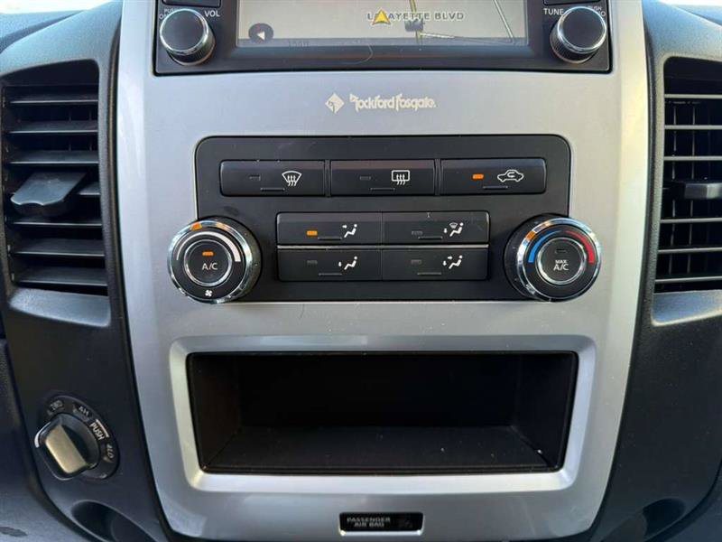 Used 2015 Nissan Titan PRO-4X w/ Pro-4x Luxury Package AWD/4WD image 39