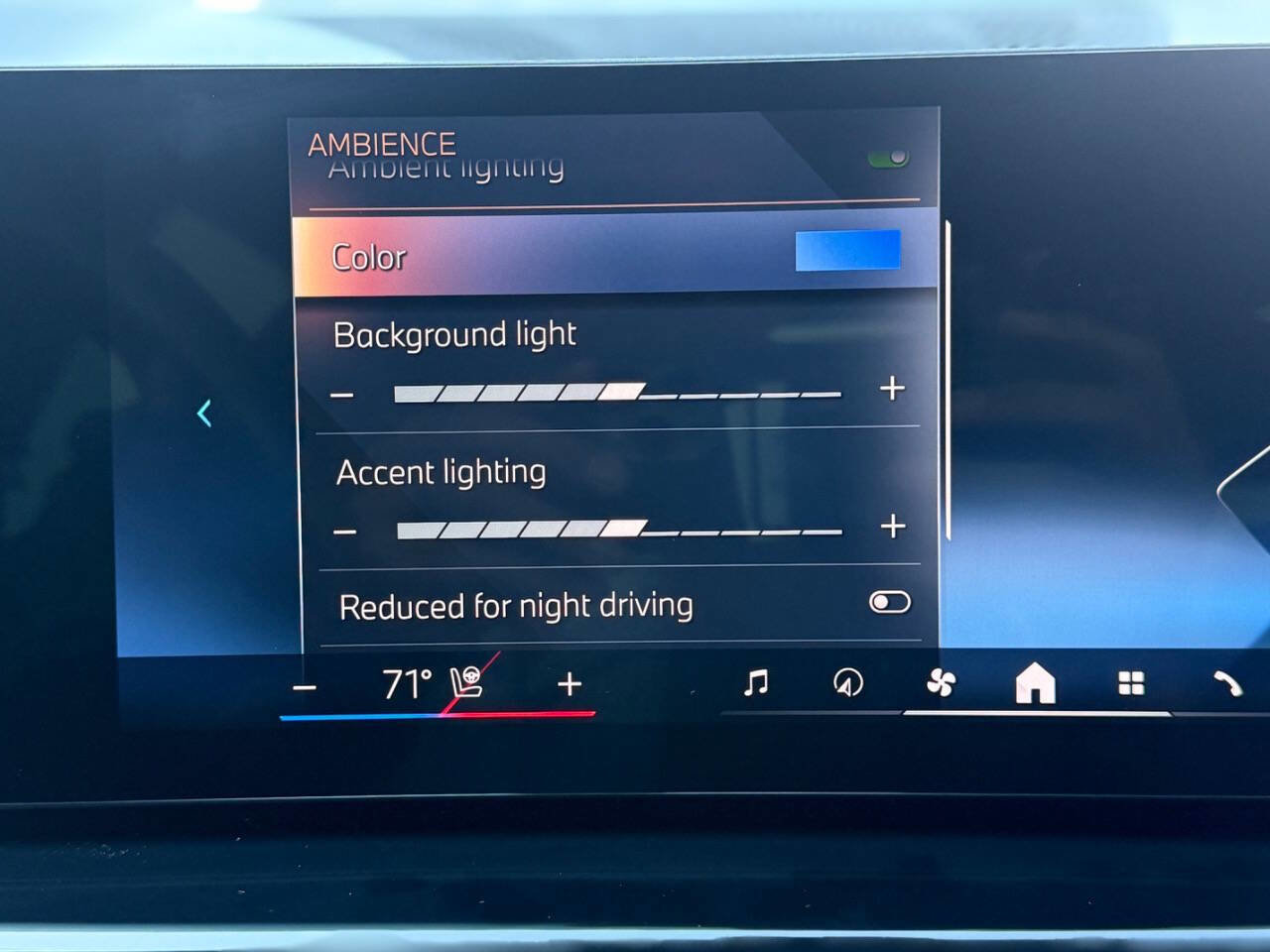 Used 2024 BMW X7 xDrive40i w/ Executive Package image 24