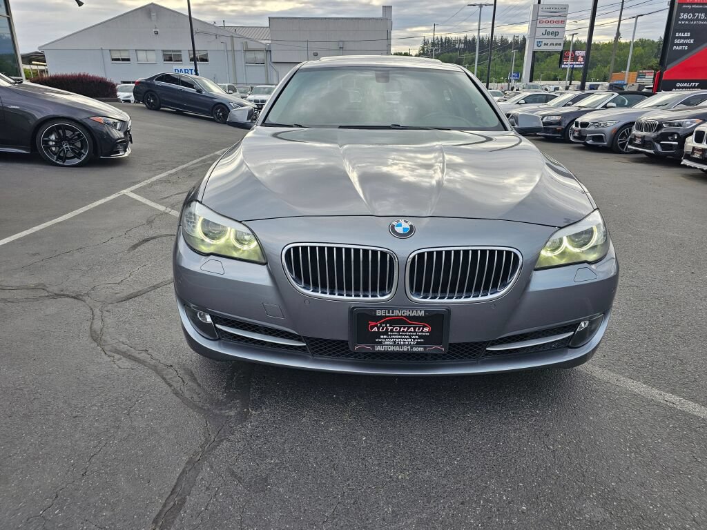 Used 2013 BMW 528i xDrive Sedan AWD/4WD image 8