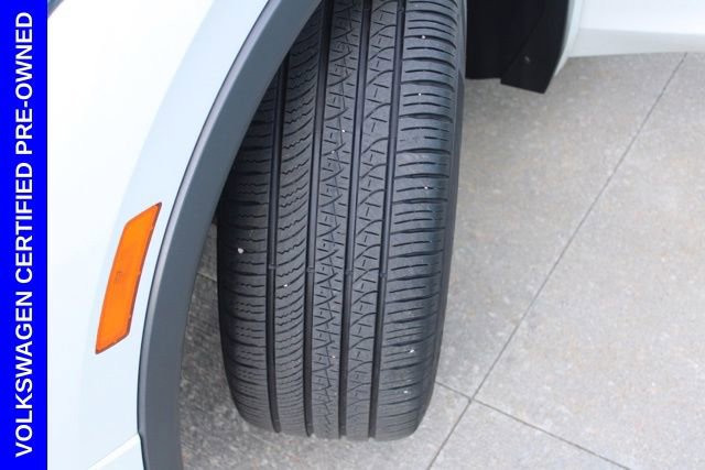 Used 2024 Volkswagen Tiguan SE R-Line image 13