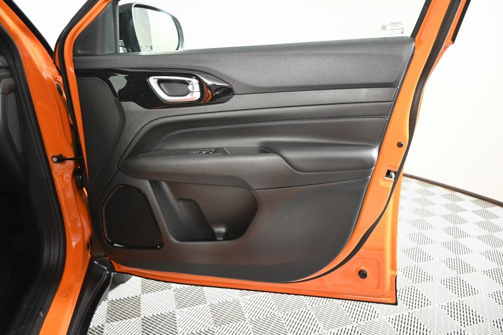 New 2026 Jeep Compass Limited AWD/4WD image 12