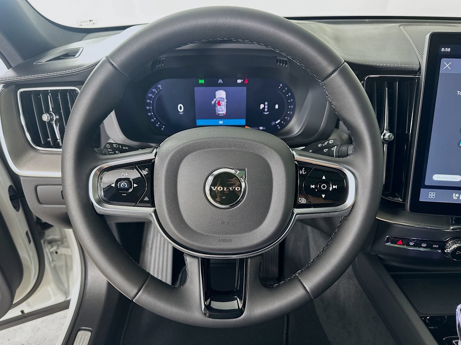New 2026 Volvo XC60 B5 Ultra w/ Protection Package Premier AWD/4WD image 19