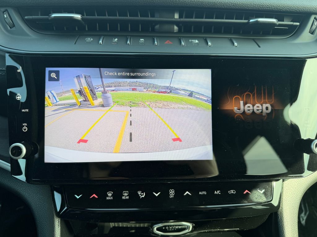 New 2026 Jeep Grand Cherokee L 4WD image 27