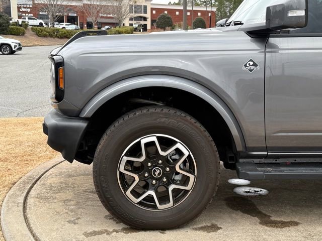 Used 2022 Ford Bronco Outer Banks image 12