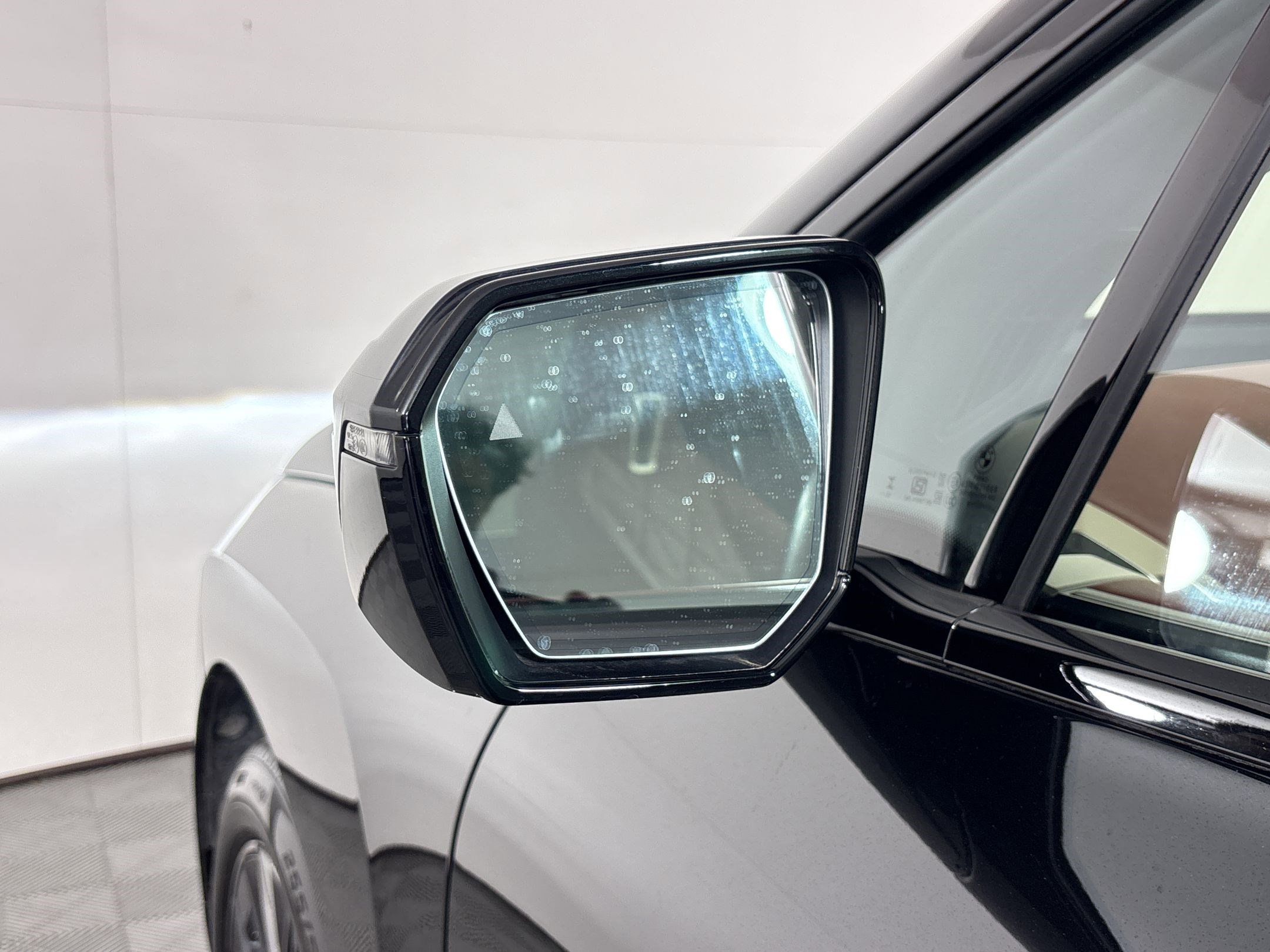 Certified 2023 BMW iX xDrive50 w/ Sport Package AWD/4WD image 23