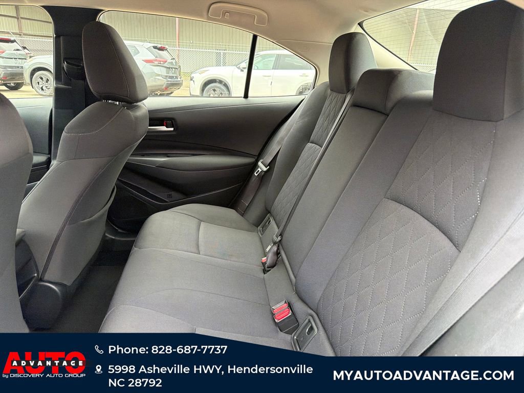 Used 2020 Toyota Corolla LE FWD image 27