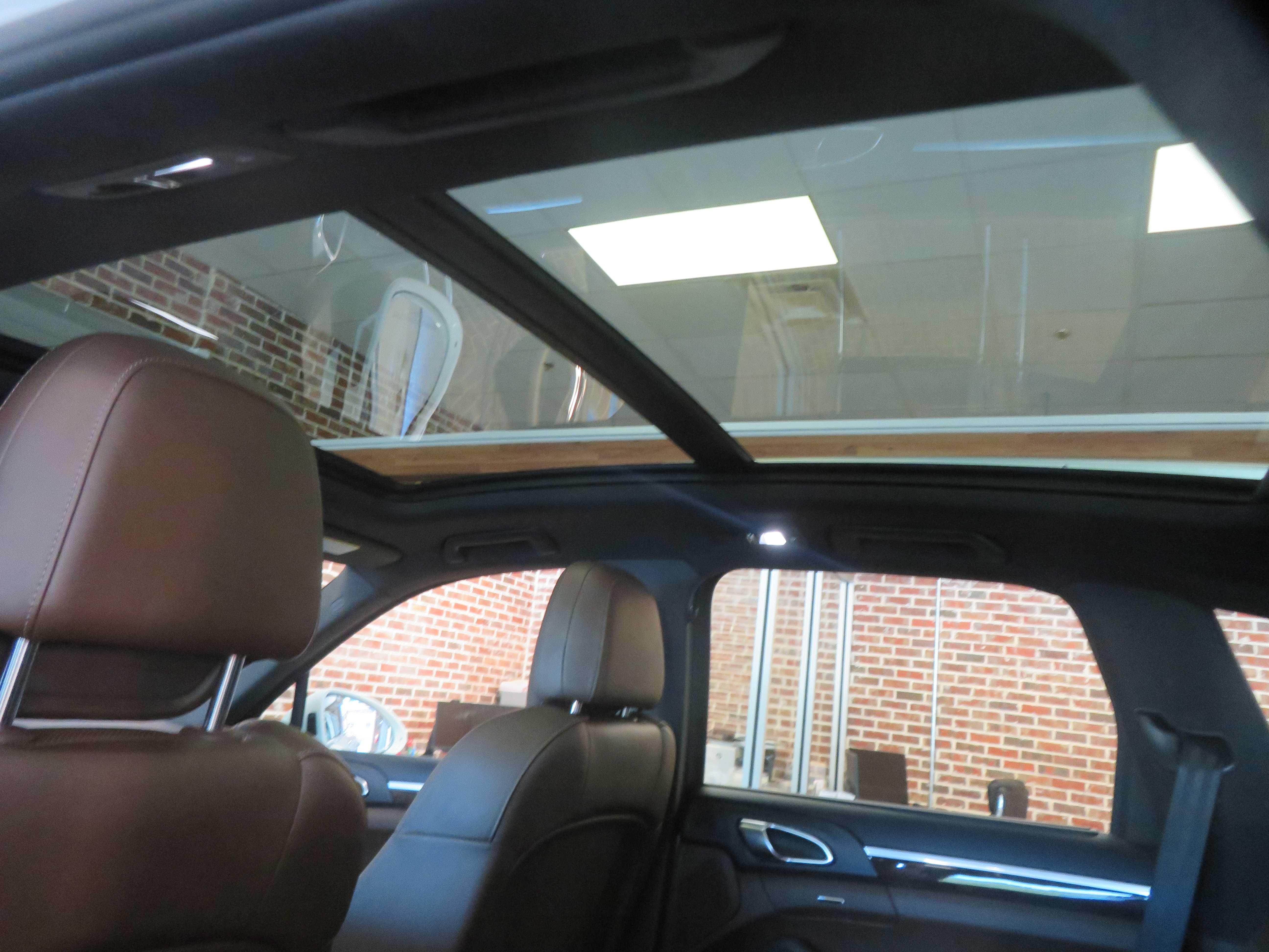Used 2015 Porsche Cayenne S AWD/4WD image 52