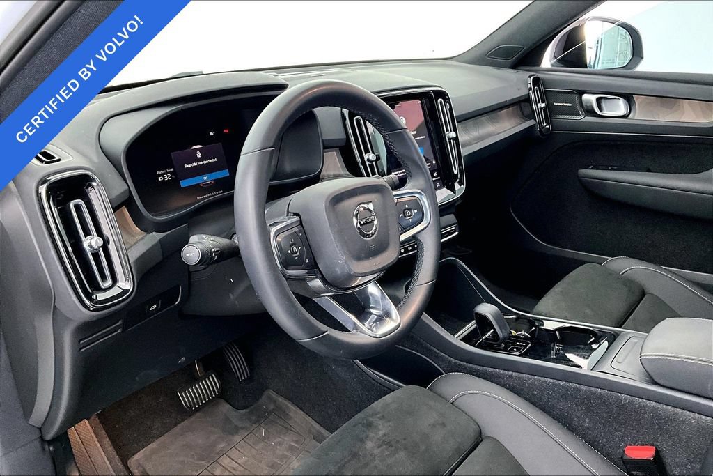 Certified 2023 Volvo XC40 Recharge Ultimate AWD/4WD image 15