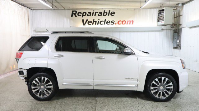 Used 2016 GMC Terrain Denali image 4